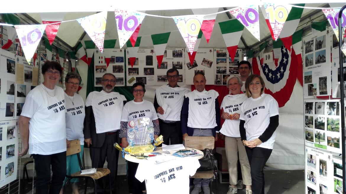 Immagine: stand_comitato_gemellaggio423